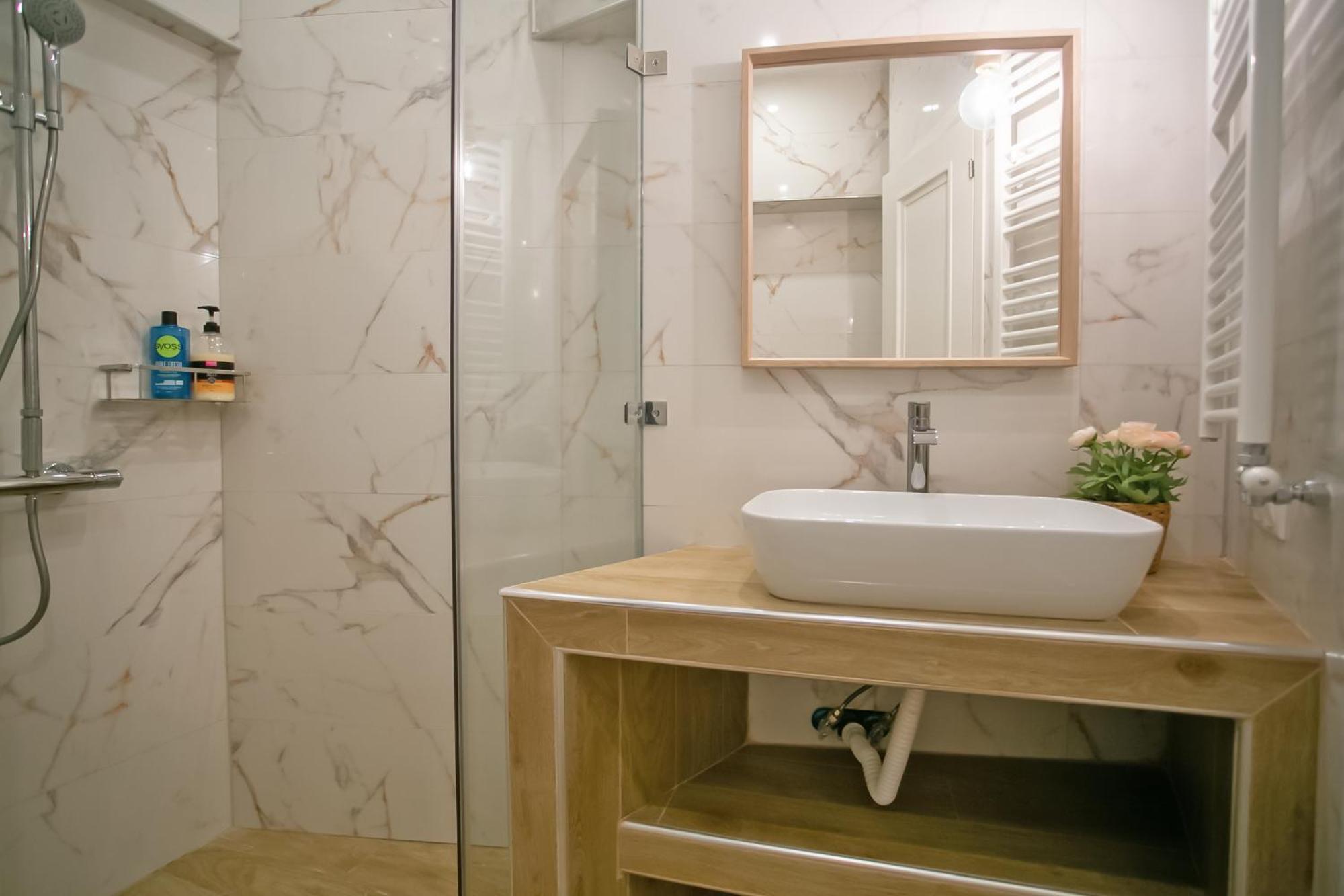 Apartment Thalia By Heloni